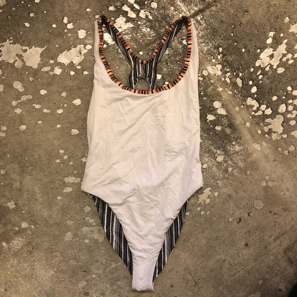 Reversible One Piece - Picture 8 of 10